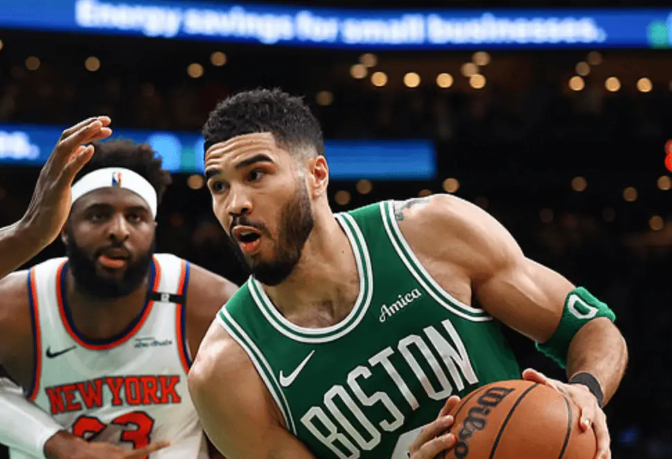 凯尔特人王牌球员创赛季得分新高，媒体热捧，自己发展.九游体育平台