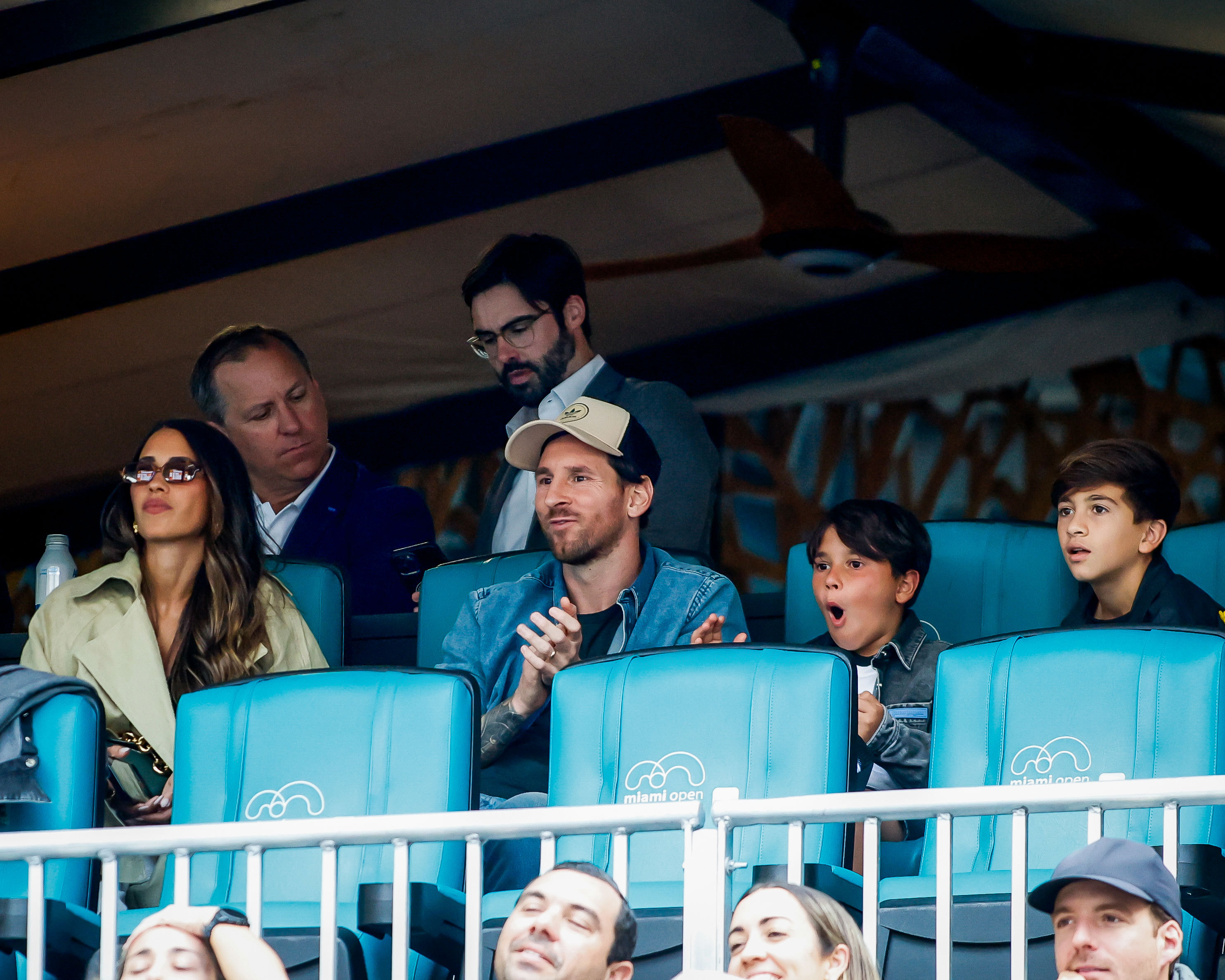 关于大比分获胜首场状态出色，切尔西观众沸腾！，德约科维奇重返赛场比赛高潮迭起的信息九游体育官方网站